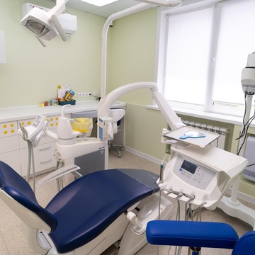 Стоматологическая клиника ФэмилиДент фото 3