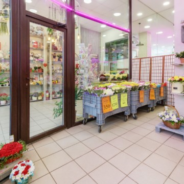 Цветочный магазин ЦветыОптРозница на Наличной улице фото 3