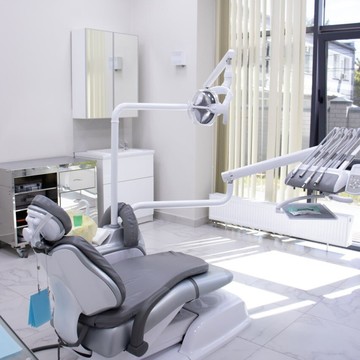 Стоматологическая клиника Семьядент в Центральном районе фото 1