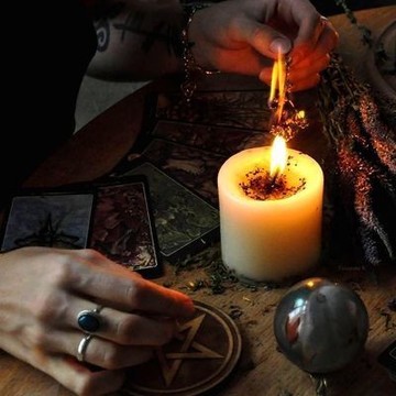 СИЛЬНАЯ ВЕДЬМА В ЕКАТЕРИНБУРГЕ. ПРИВОРОТ ЧЁРНОЕ ВЕНЧАНИЕ В ЕКАТЕИНБУРГЕ. СНЯТЬ ПОРЧУ В ЕКАТЕРИНБУРГЕ. фото 1