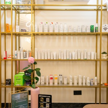 Клиника косметологии Younique clinic фото 2
