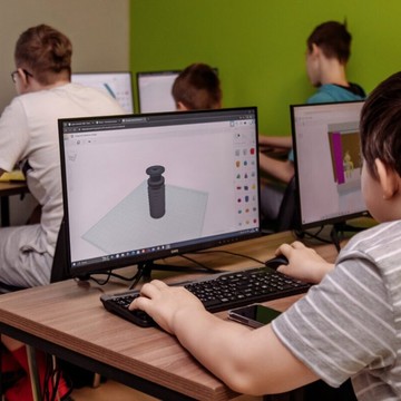 Частная школа TOP IT SCHOOL на проспекте Пятилеток фото 2