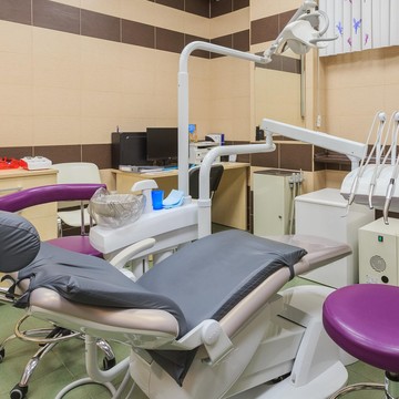 Стоматологический центр РАДУГА фото 1