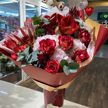 Цветочный салон LiA Rose на метро Полежаевская фото 1