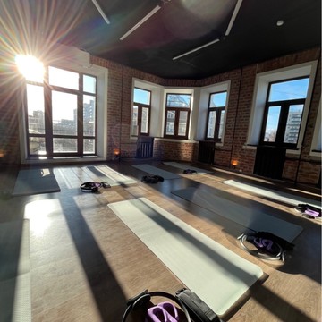 Фитнес-клуб A.M. pilates studio фото 1