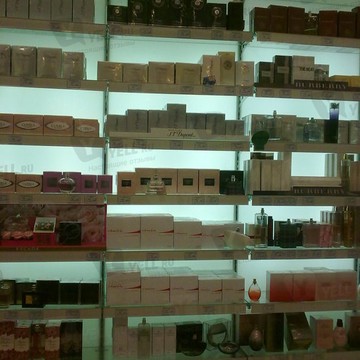 Магазин косметики и парфюмерии Л`Этуаль на проспекте Большевиков фото 2