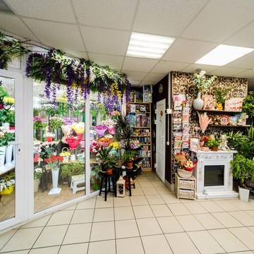 Магазин цветов Светик-Семицветик фото 1