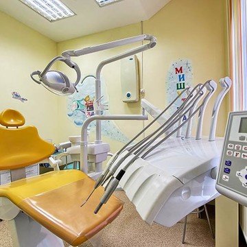 Стоматологическая клиника Премьера на Богатырском проспекте фото 3