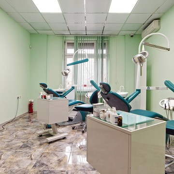 Стоматологическая клиника Вениана на улице Героев Панфиловцев фото 3