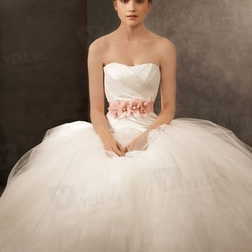 Bride in White фото 2
