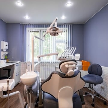 Стоматологический центр Dental Friends Clinic фото 2