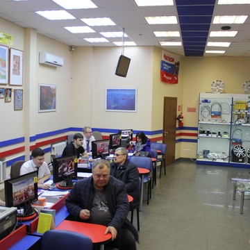 Магазин автотоваров ТМ Автолига на проспекте Октября фото 1