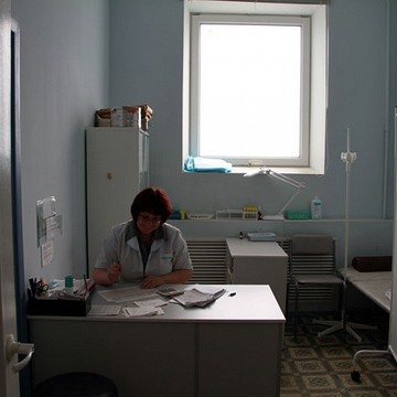 Клиника Медиком на улице Чехова в Гатчине фото 2