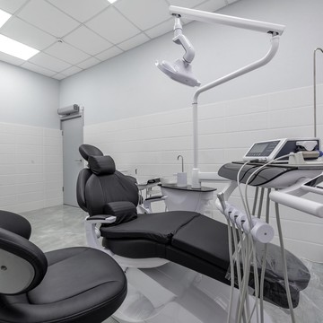 Центр современной стоматологии Блич фото 1