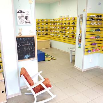 Магазин детской обуви НАПРОГУЛКУ на улице Генерала Лизюкова фото 3
