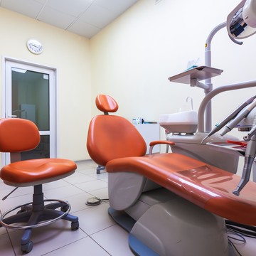 Центр семейной стоматологии Dental Implant фото 3