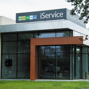 Современный сервисный центр для автомобилей всех марок iService на Витебском проспекте фото 1