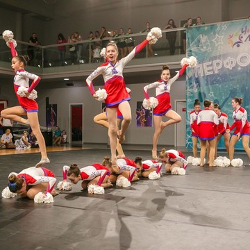 Спортивный клуб по чирлидингу ADL FORWARD Cheer на Никулинской, 10 фото 2