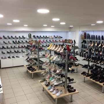 Магазин одежды и обуви, ИП Кучина Т.Г. фото 2