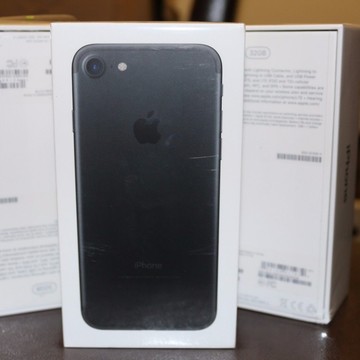 Продажа Apple iPhone фото 3