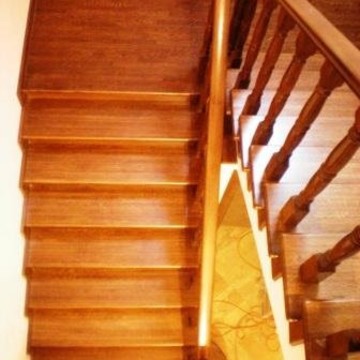 Компания Лестницы деревянные фото 1