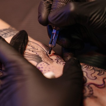 Тату-студия Maybe tattoo studio на Берсеневской набережной фото 1