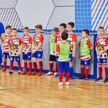 Футбольная школа Юный Чемпион фото 1