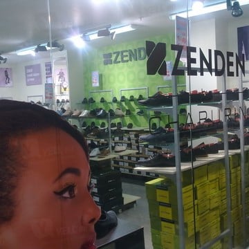 Обувной магазин ZENDEN в Советском районе фото 1
