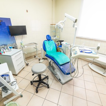 Стоматологическая клиника Имплант-Сибирь фото 2