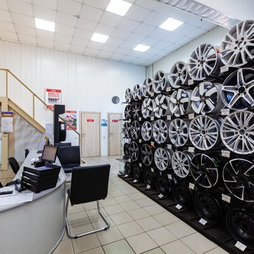 Торгово-сервисный центр Автоэксперт на Пролетарской улице фото 2