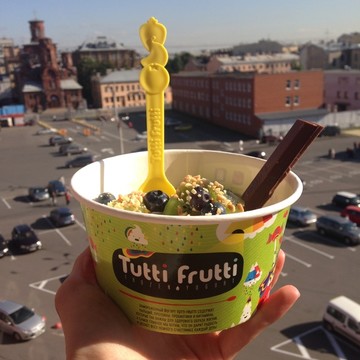 Tutti Frutti Frozen Yogurt фото 1