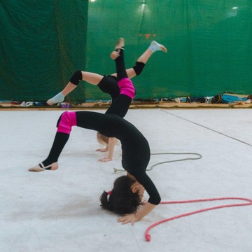 Фитнес-клуб Deti сеть детских спортивных школ по художественной гимнастике и акробатике на улице Трофимова фото 1