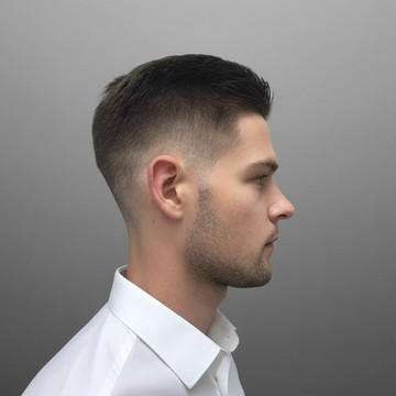 Федеральная сеть салонов красоты ЦирюльникЪ фото 3