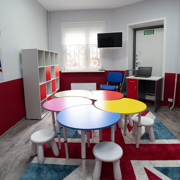 Школа иностранного языка English-school на улице Богдановича фото 1