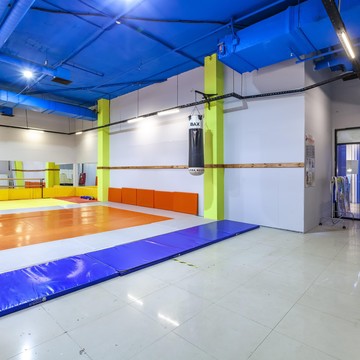 Спортивный клуб Shkarin school на улице Пожарского фото 1