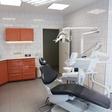 Стоматологическая клиника Ортодонт Комплекс фото 1