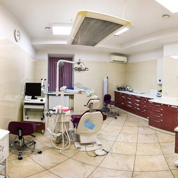 Центр семейной стоматологии Красивые зубки фото 2