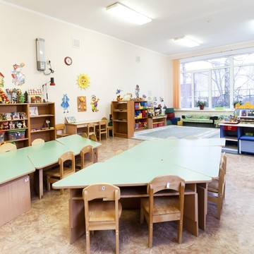 Частная школа и детский сад Инеснэк на улице Рогова фото 1