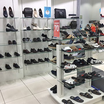 Магазин обуви Respect на улице Дзержинского фото 1