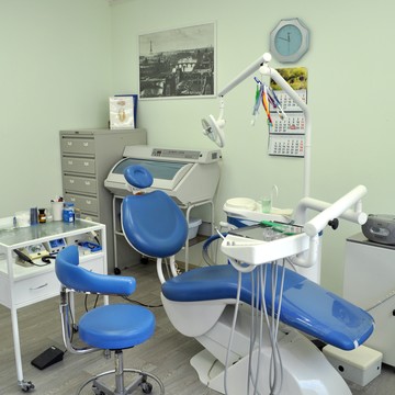 Стоматологическая клиника Эмерал Дент на Кантемировской улице фото 3