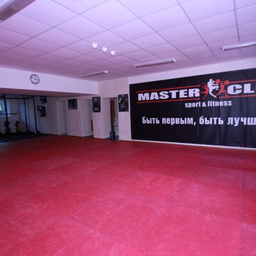 Фитнес-клуб Masterclub в Октябрьском районе фото 2