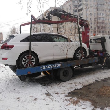 Служба эвакуации Помощь на дороге фото 1