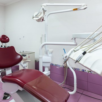 Современная стоматологическая клиника на улице Академика Анохина фото 1
