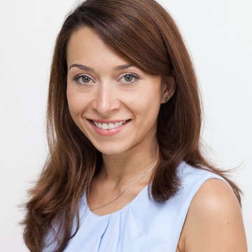 Яковлева Тамара Александровна - стоматолог хирург, пародонтолог.