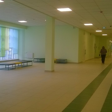 Средняя общеобразовательная школа №42 в Свердловском районе фото 1