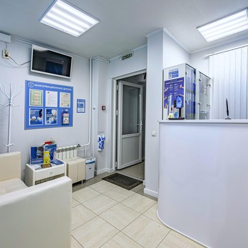 Стоматологический центр Стома-Люкс на Гаражной улице фото 1