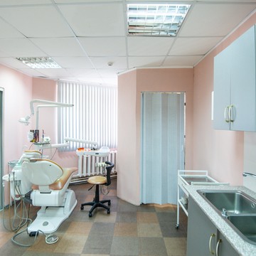 Стоматологический центр АйдентАс фото 2