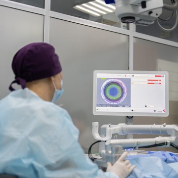 Центр лазерного восстановления зрения Optimed на улице 50 лет СССР фото 2