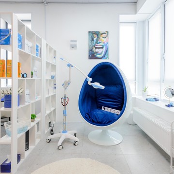Студия косметического отбеливания зубов Smile Room фото 1