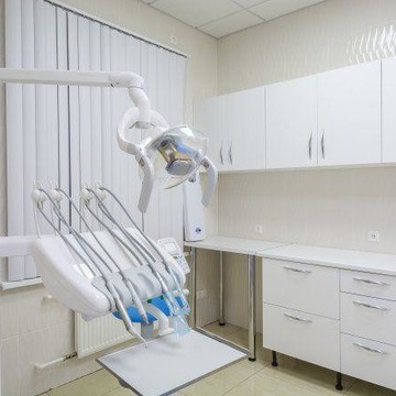 Стоматологический центр Династия СТ на проспекте Обуховской Обороны фото 1